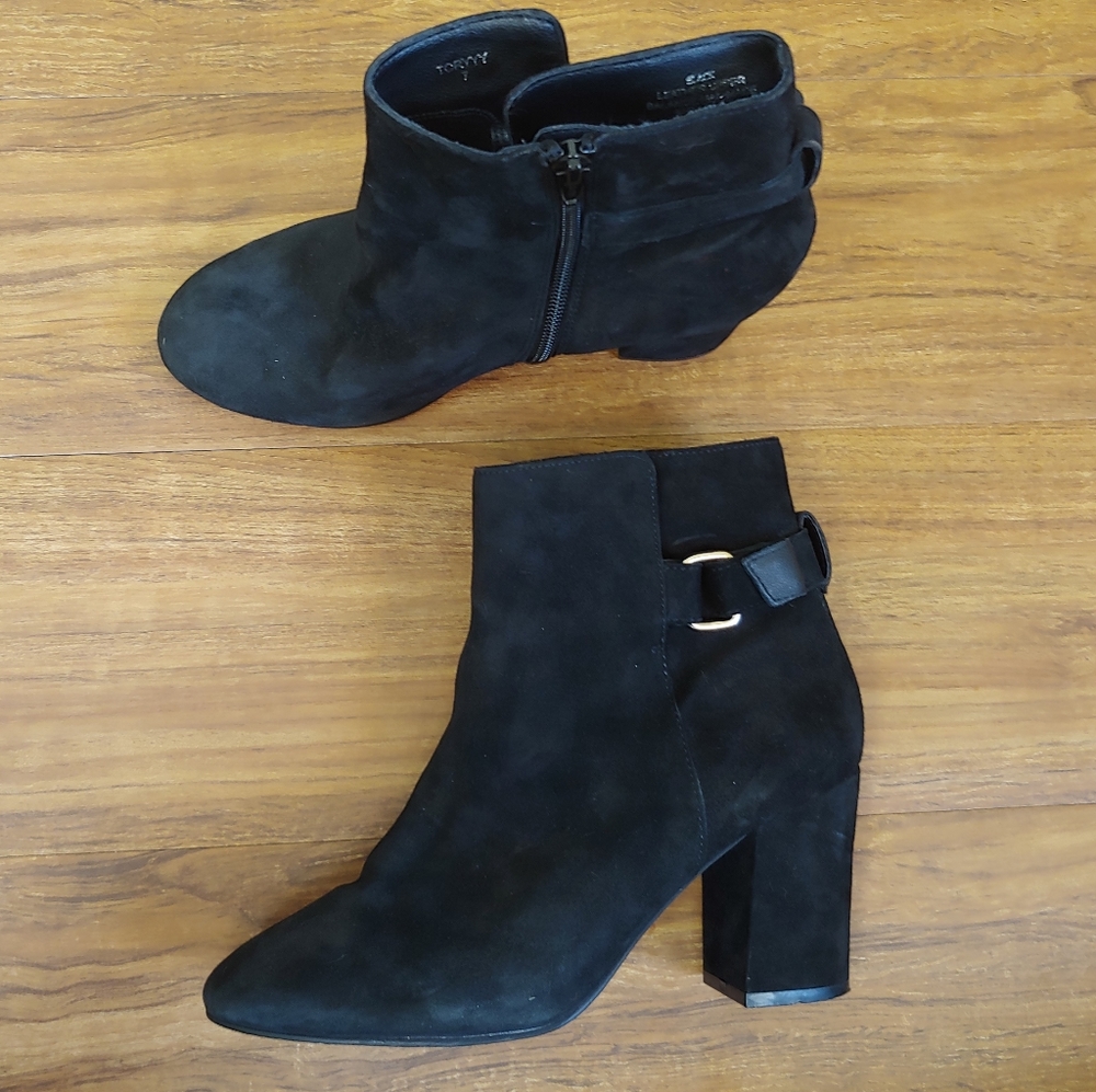 Steve Madden Black Suede Ankle Booties Size 7